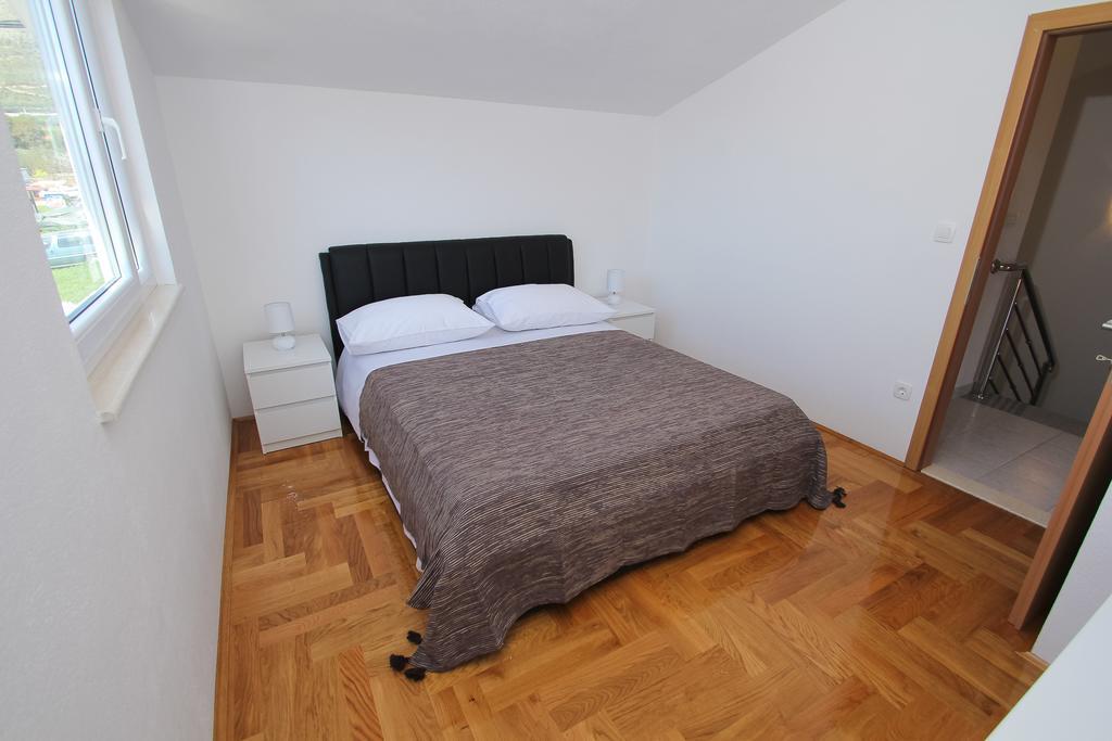 Apartman Dominik Trogir Exterior foto