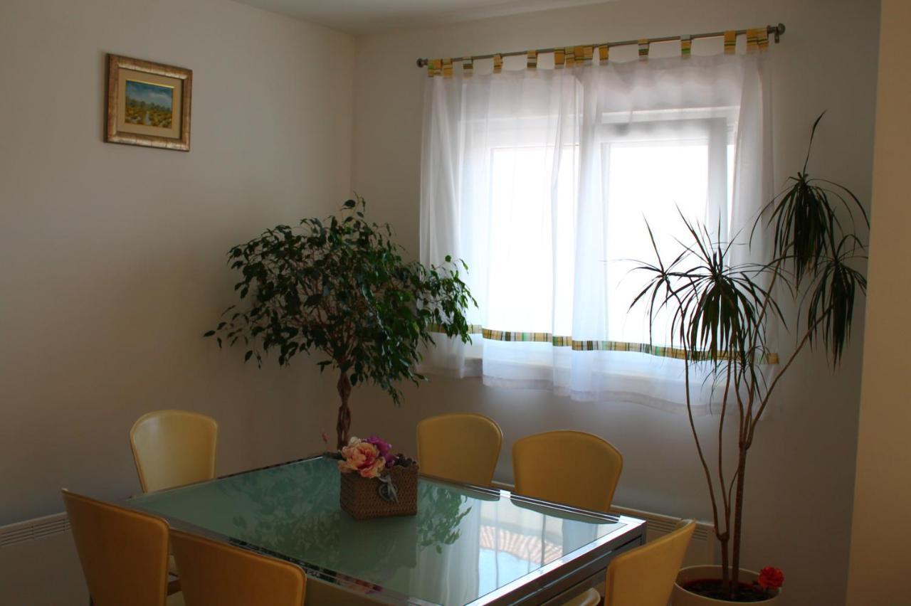 Apartman Dominik Trogir Exterior foto